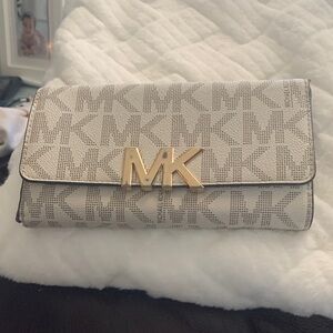 Michael Kors Monogram Cream Wristlet